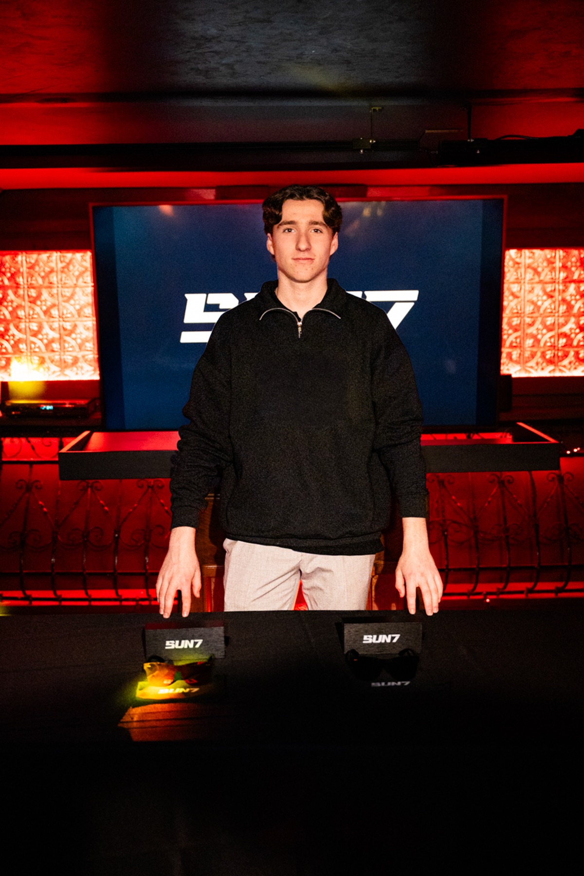 Meet & Link — hero